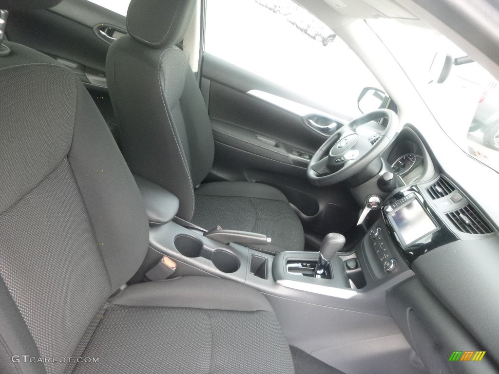 Charcoal Interior 2019 Nissan Sentra S Photo #129697772