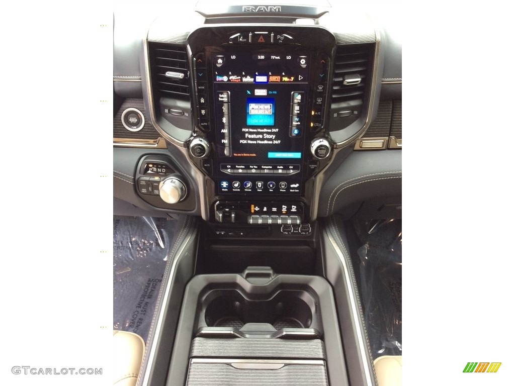 2019 1500 Limited Crew Cab 4x4 - Granite Crystal Metallic / Indigo/Frost photo #14