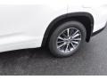 2018 Blizzard White Pearl Toyota Highlander XLE AWD  photo #36