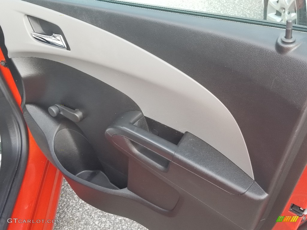 2012 Sonic LS Hatch - Inferno Orange Metallic / Jet Black/Dark Titanium photo #20