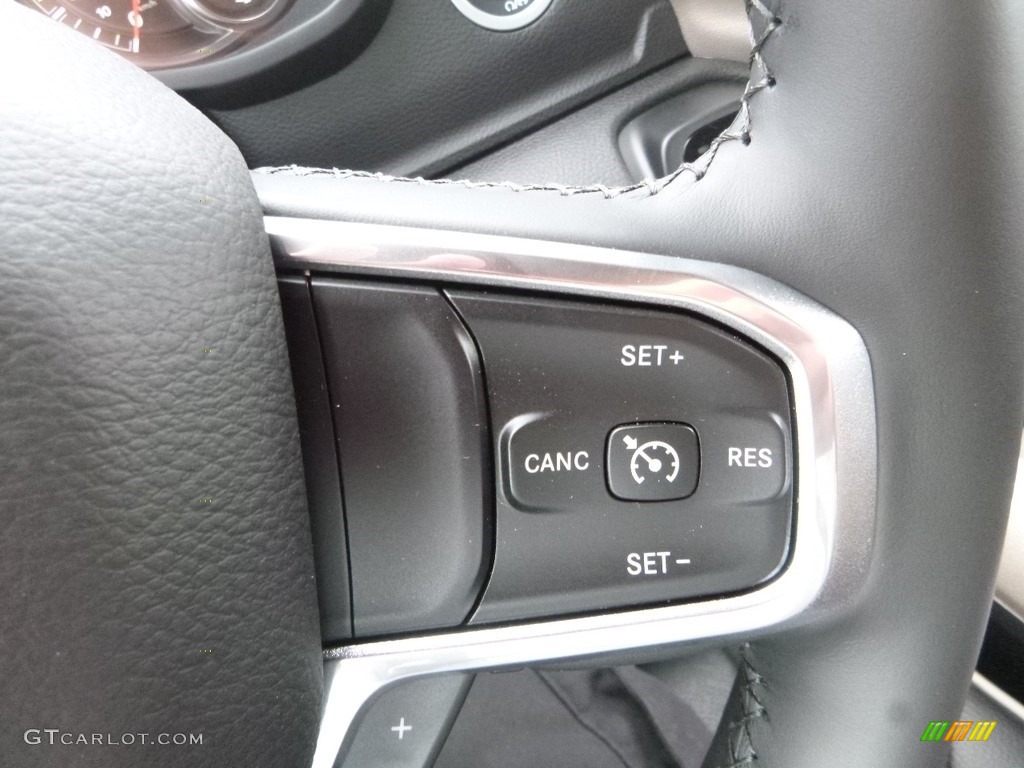2019 1500 Laramie Crew Cab 4x4 - Billett Silver Metallic / Black photo #18