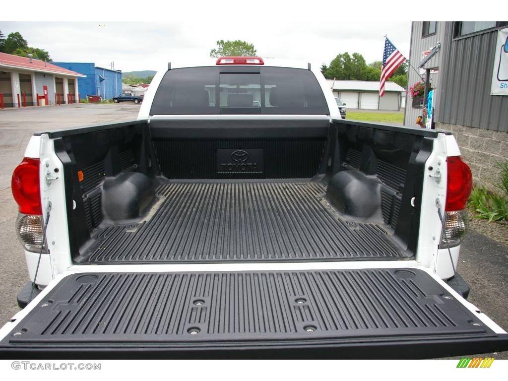2008 Tundra SR5 Double Cab 4x4 - Super White / Beige photo #11
