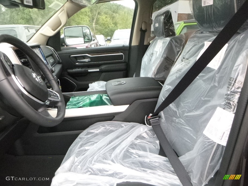 2019 1500 Laramie Crew Cab 4x4 - Granite Crystal Metallic / Black photo #11