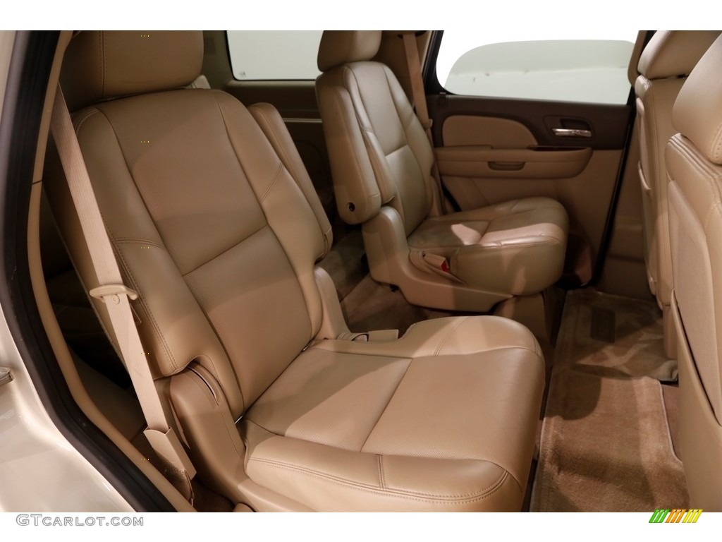 2011 Yukon SLT 4x4 - Gold Mist Metallic / Light Tan photo #18