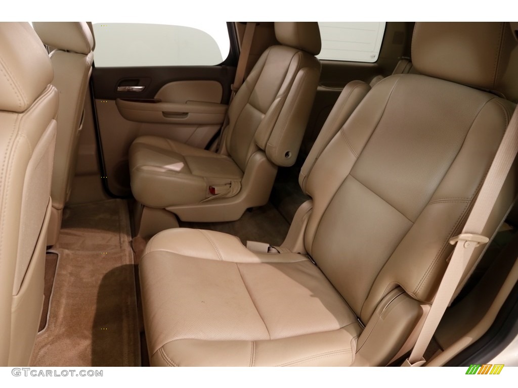 2011 Yukon SLT 4x4 - Gold Mist Metallic / Light Tan photo #19