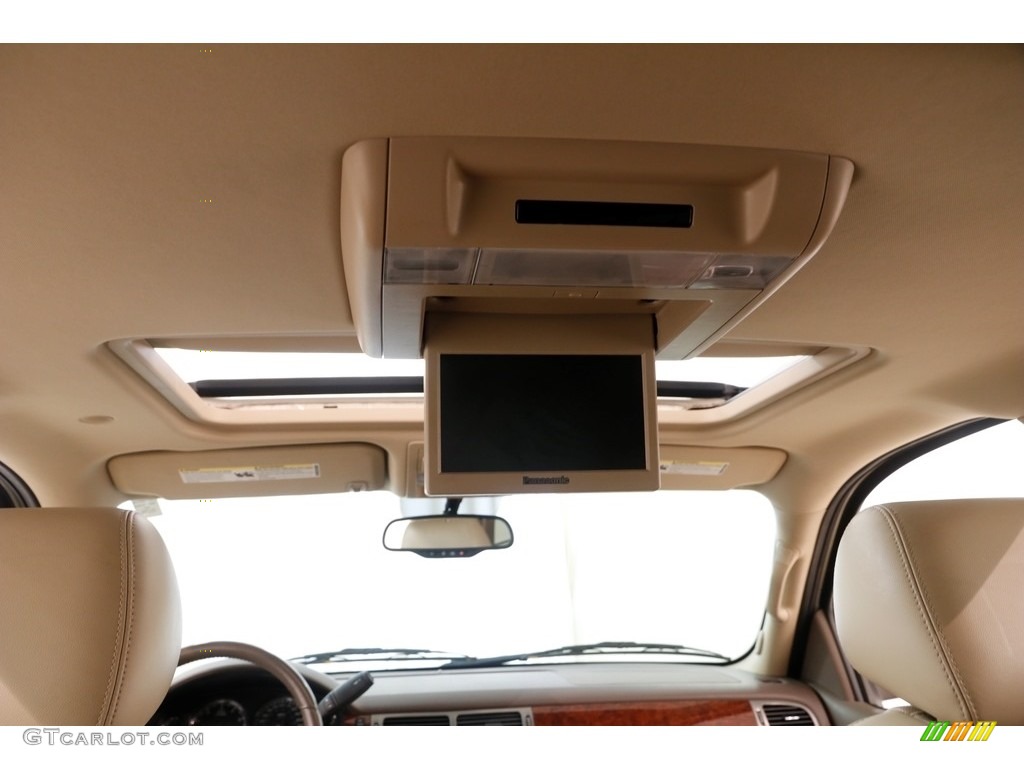 2011 Yukon SLT 4x4 - Gold Mist Metallic / Light Tan photo #21