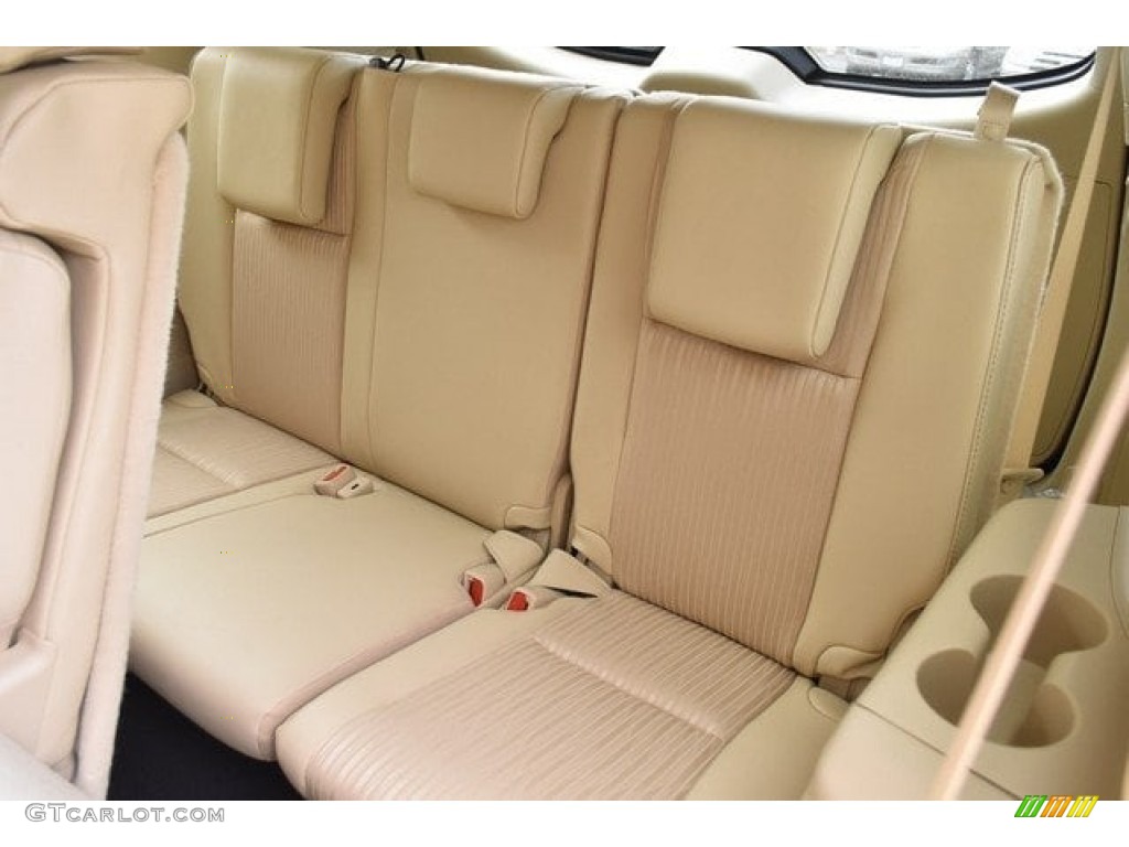 2019 Toyota Highlander LE Plus AWD Rear Seat Photo #129734494