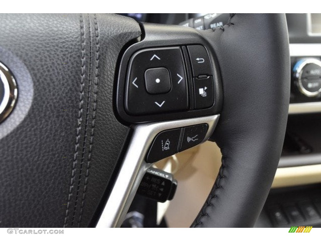2019 Toyota Highlander LE Plus AWD Steering Wheel Photos