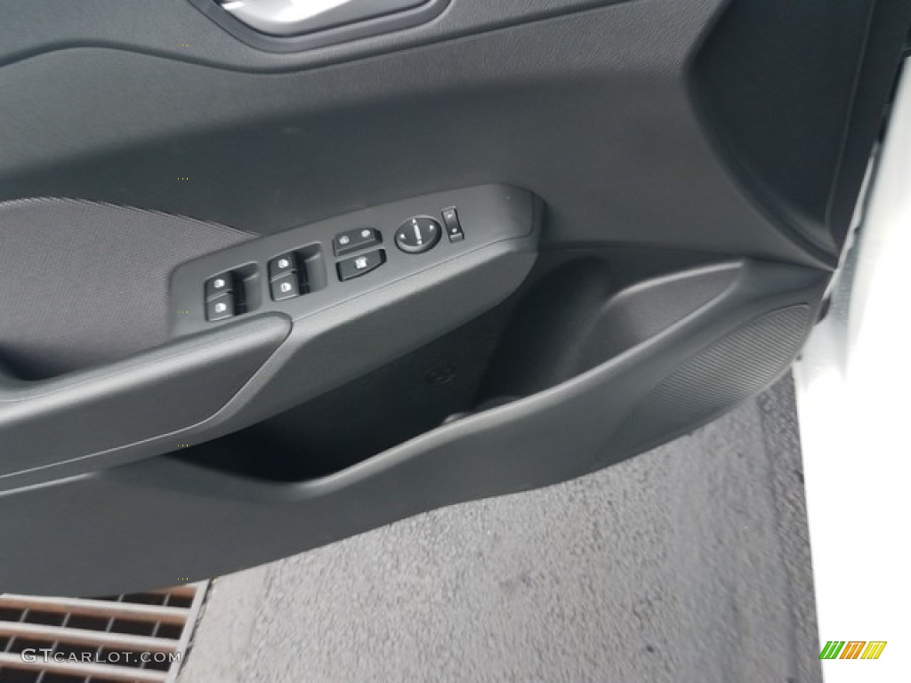 2019 Hyundai Accent Limited Door Panel Photos