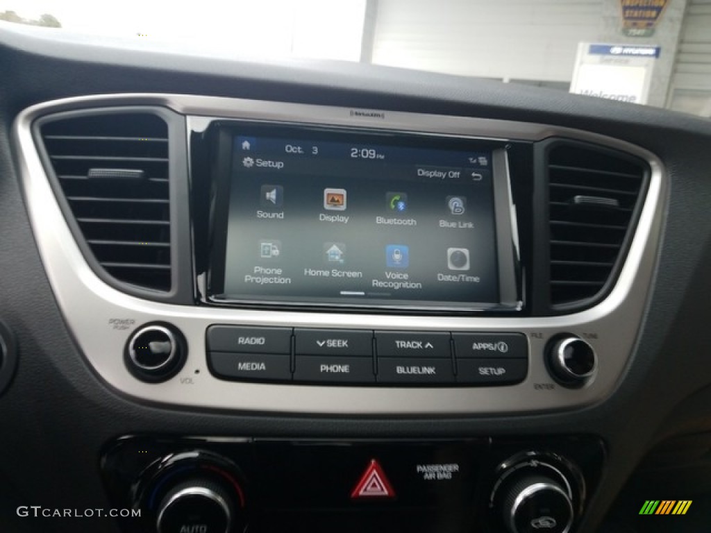 2019 Hyundai Accent Limited Controls Photo #129735025