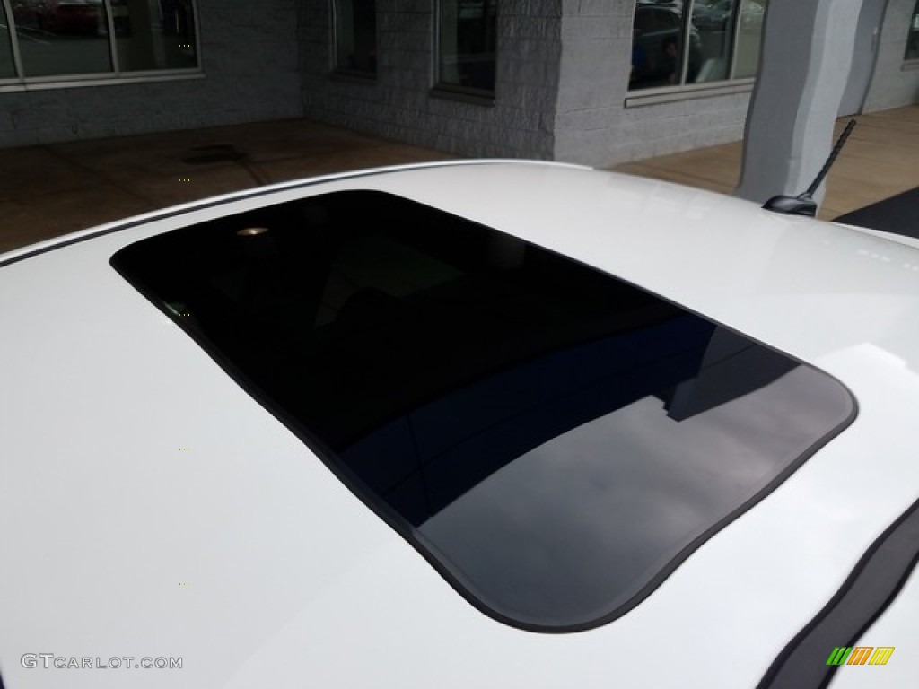 2019 Hyundai Accent Limited Sunroof Photos