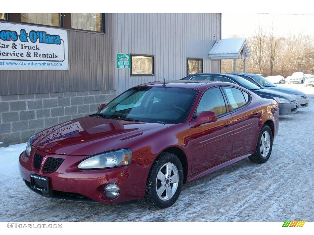 2005 Grand Prix GT Sedan - Sport Red Metallic / Dark Pewter photo #1