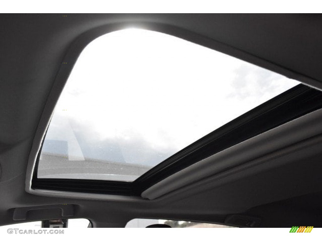 2018 RAV4 XLE AWD - Ruby Flare Pearl / Black photo #9