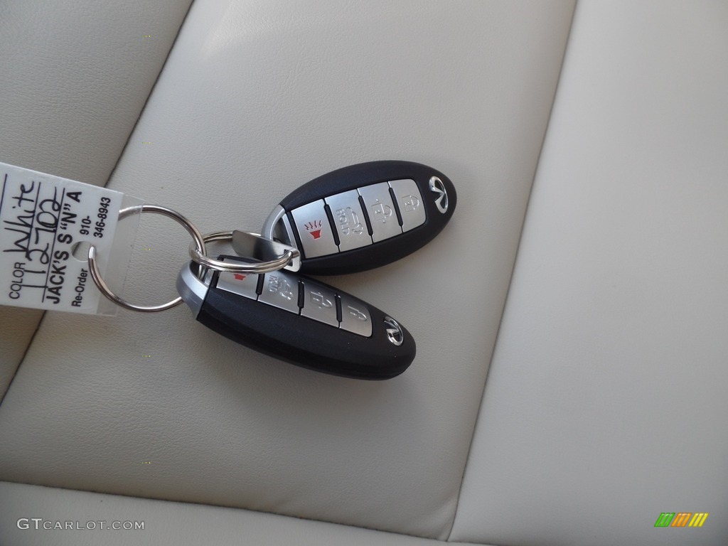 2019 Infiniti QX50 Pure Keys Photos