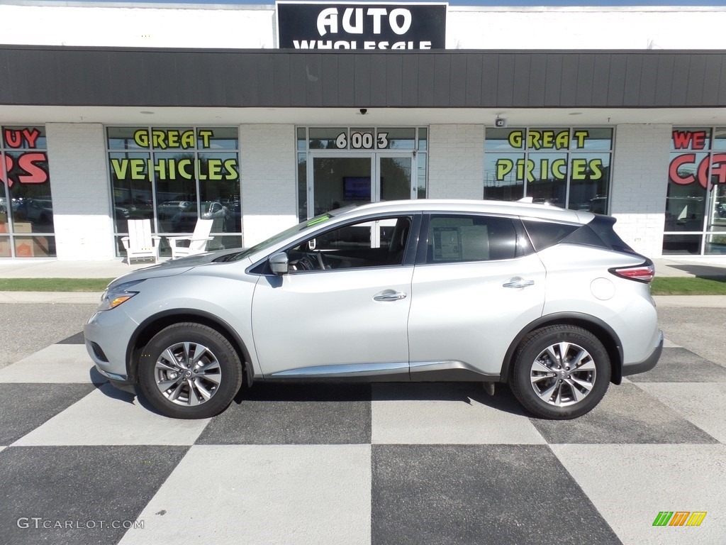 Brilliant Silver Nissan Murano