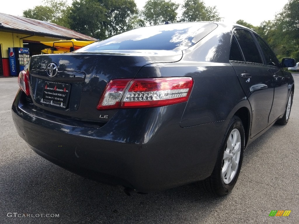 2010 Camry LE - Magnetic Gray Metallic / Bisque photo #3