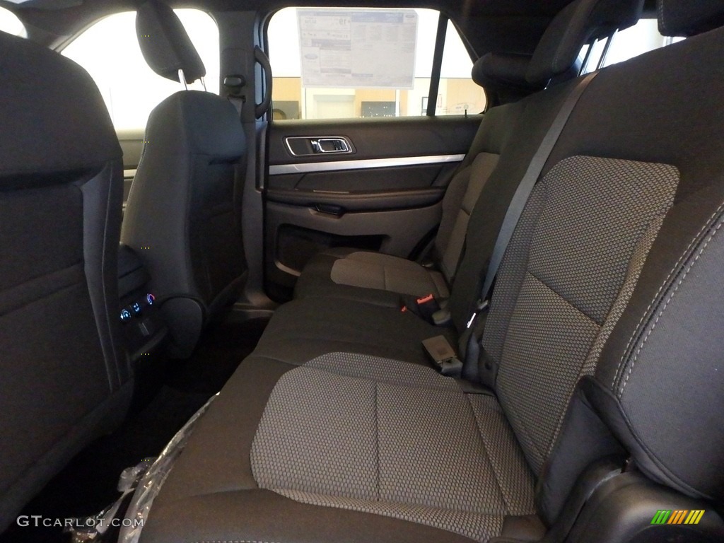 2018 Explorer XLT 4WD - Ruby Red / Ebony Black photo #7
