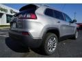 2019 Billet Silver Metallic Jeep Cherokee Latitude Plus  photo #11