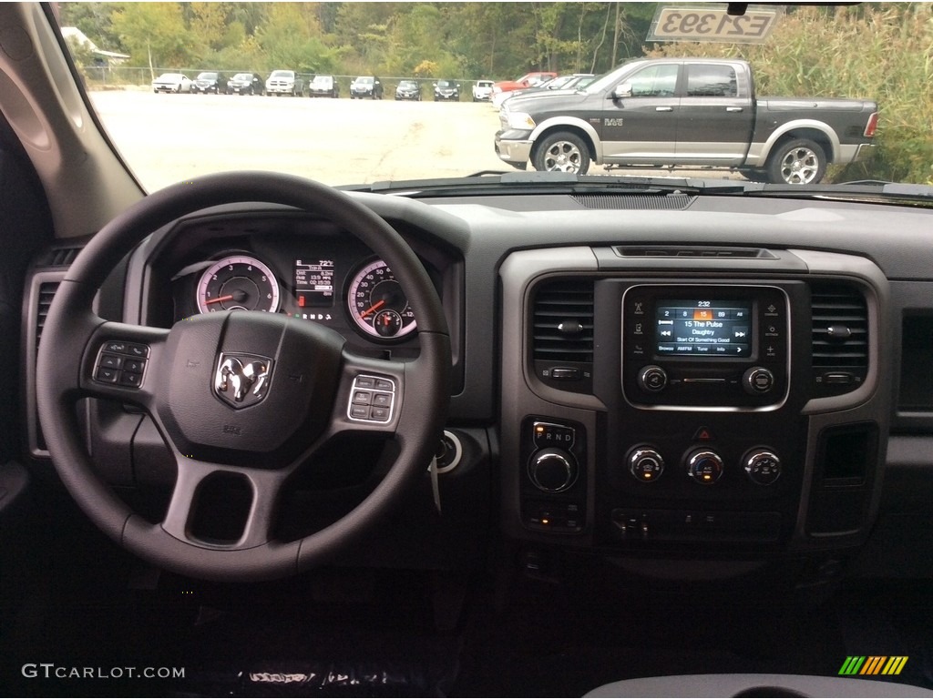 2019 1500 Classic Express Crew Cab 4x4 - Bright White / Black/Diesel Gray photo #12