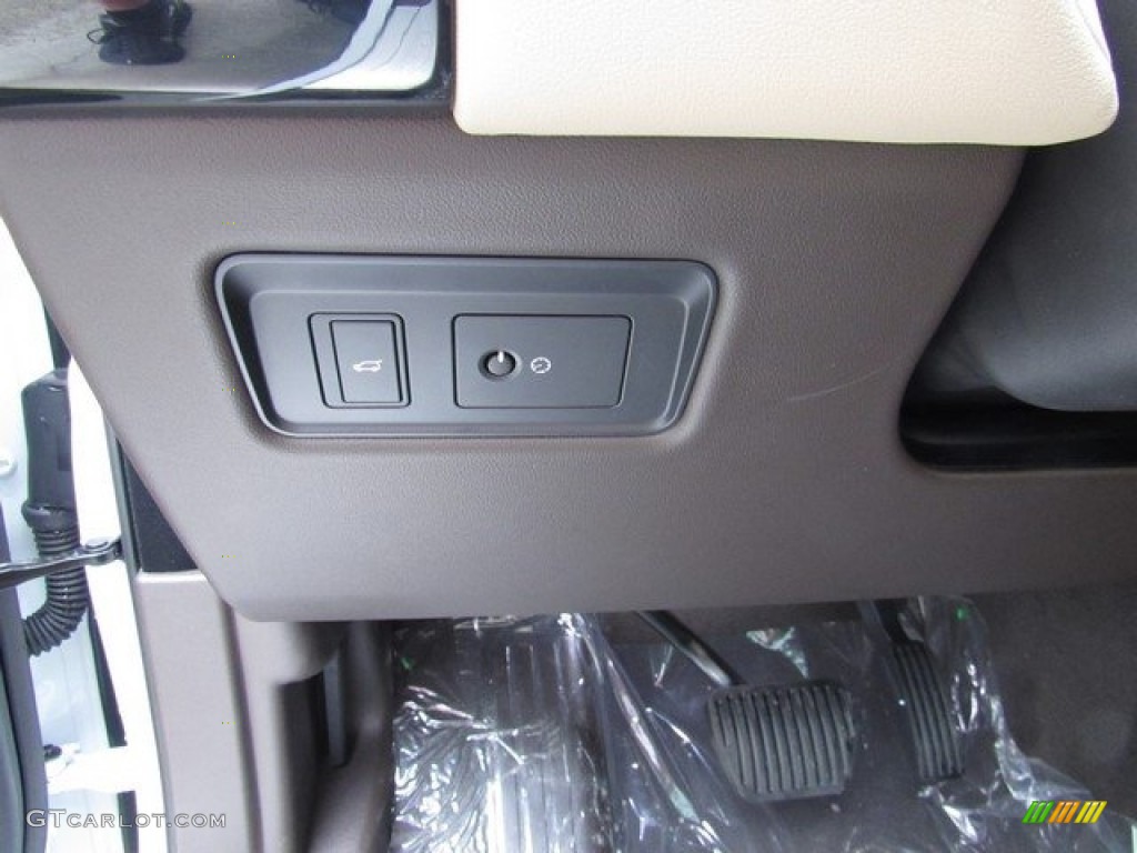 2019 Land Rover Range Rover Sport HSE Controls Photo #129749087