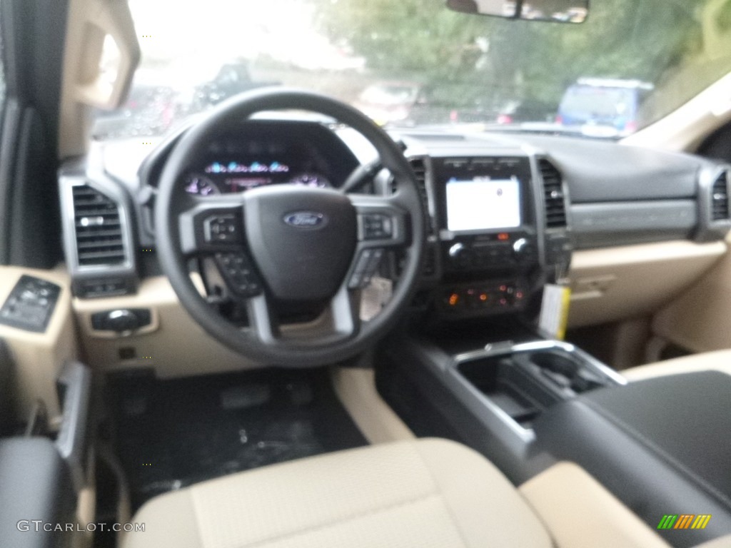 2019 F250 Super Duty XLT Crew Cab 4x4 - Silver Spruce / Camel photo #10