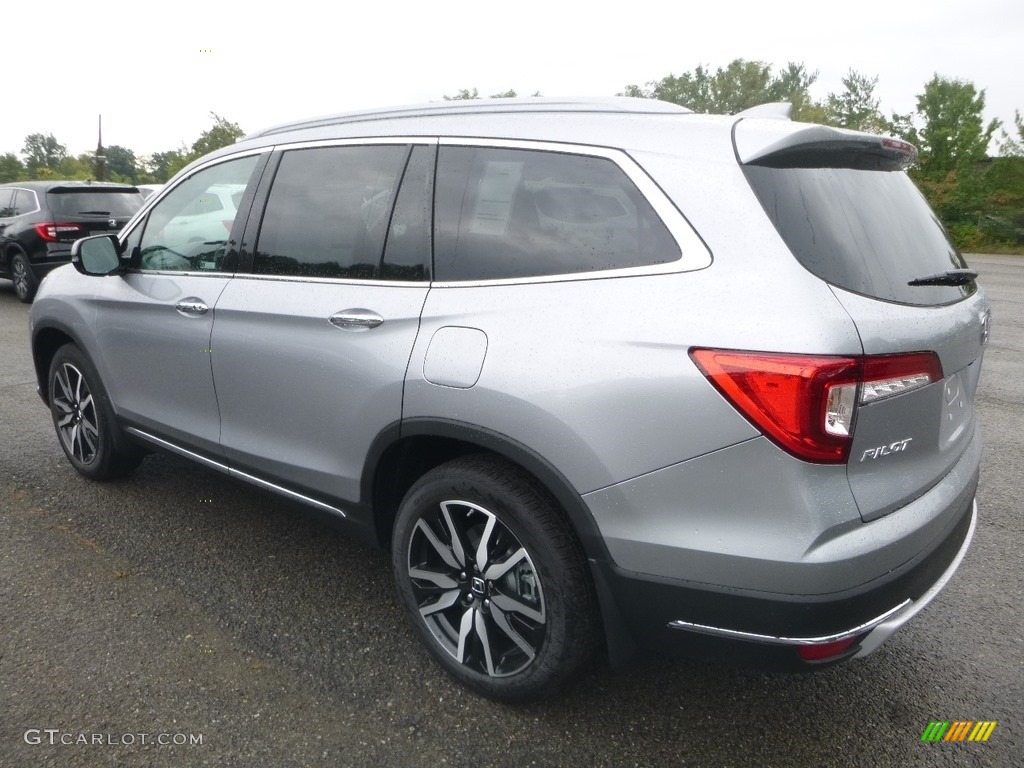 2019 Pilot Touring AWD - Lunar Silver Metallic / Gray photo #2