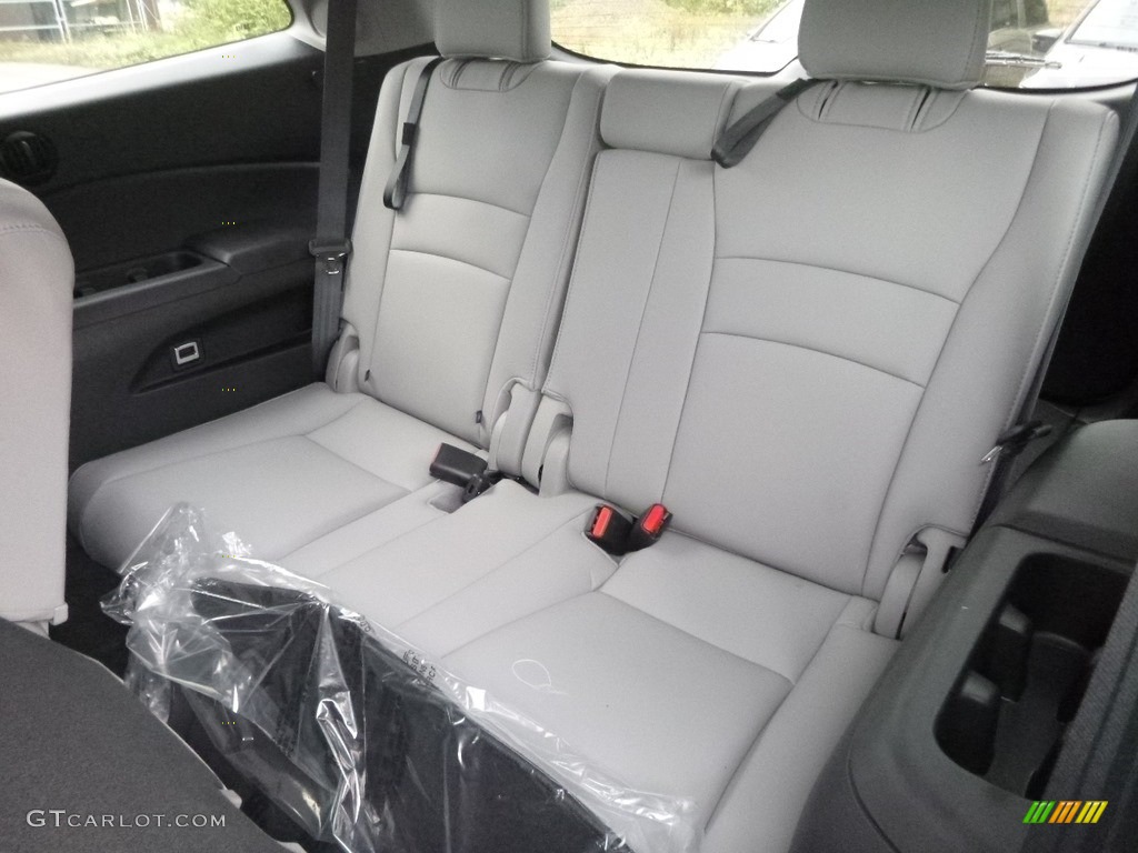 Gray Interior 2019 Honda Pilot Touring AWD Photo #129758282