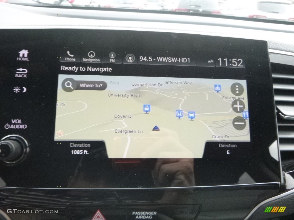 2019 Pilot Touring AWD - Lunar Silver Metallic / Gray photo #13