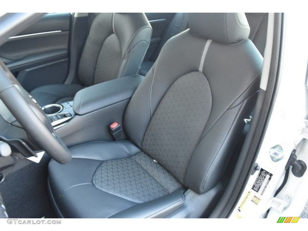 Black Interior 2019 Toyota Camry XSE Photo #129763442