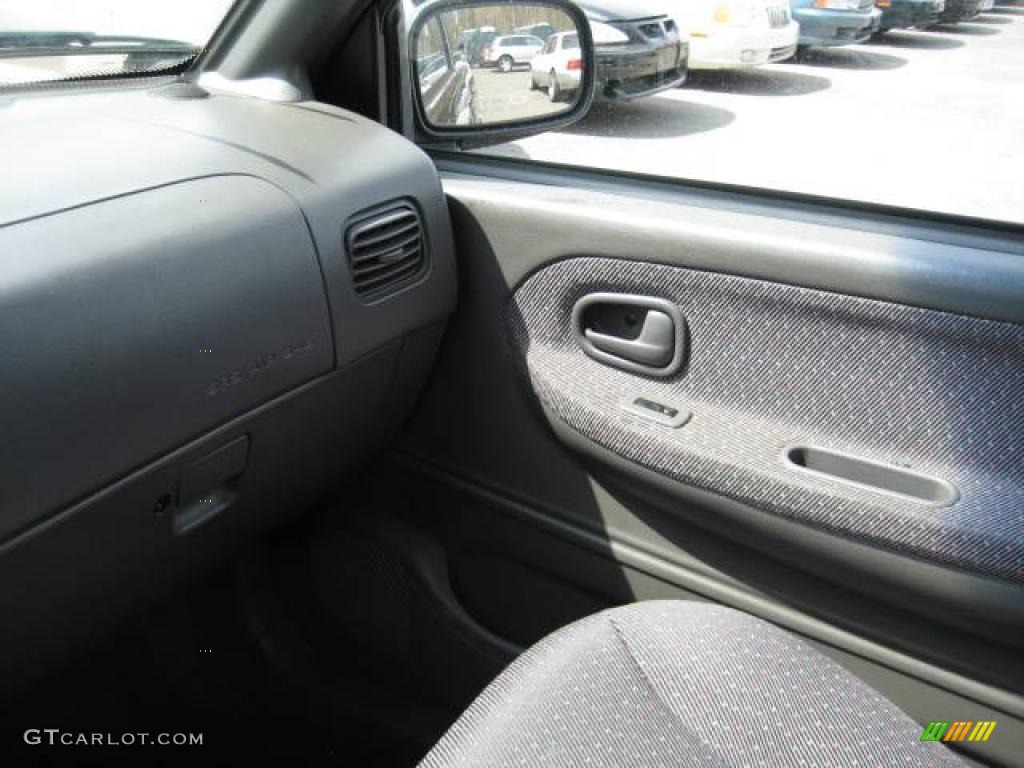 2002 Sportage  - Black / Gray photo #20