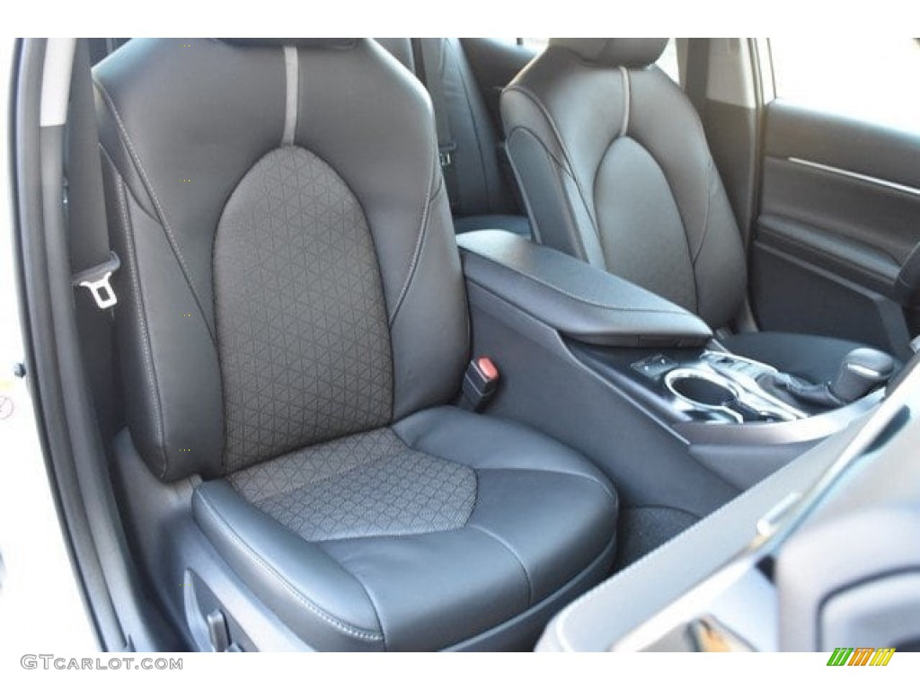 Black Interior 2019 Toyota Camry XSE Photo #129763589
