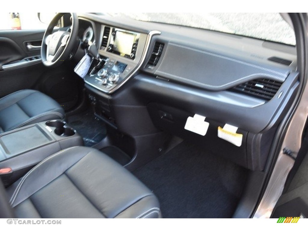 2019 Toyota Sienna SE AWD Black Dashboard Photo #129765140