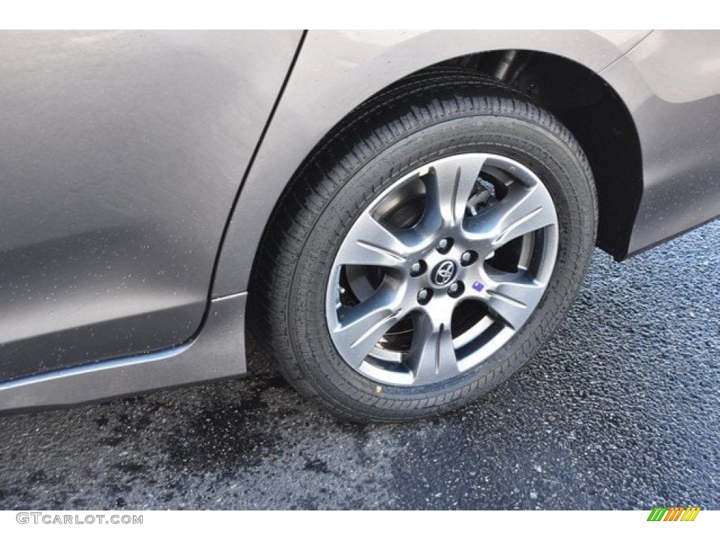 2019 Toyota Sienna SE AWD Wheel Photo #129765524