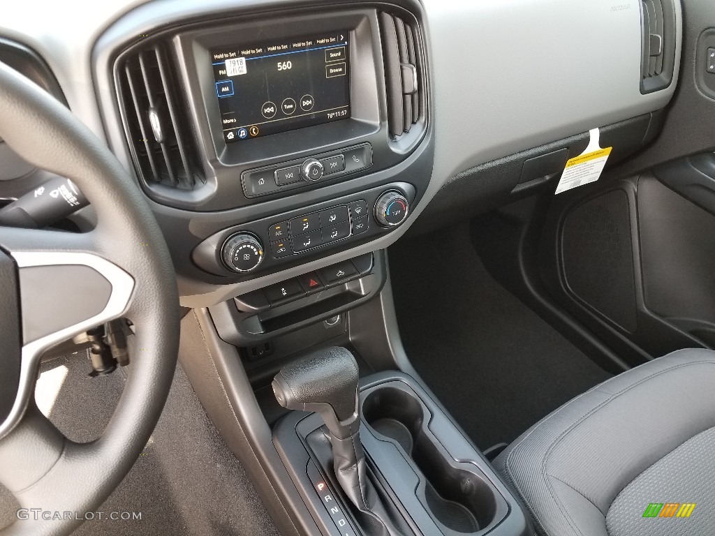 2019 Chevrolet Colorado WT Crew Cab Controls Photos
