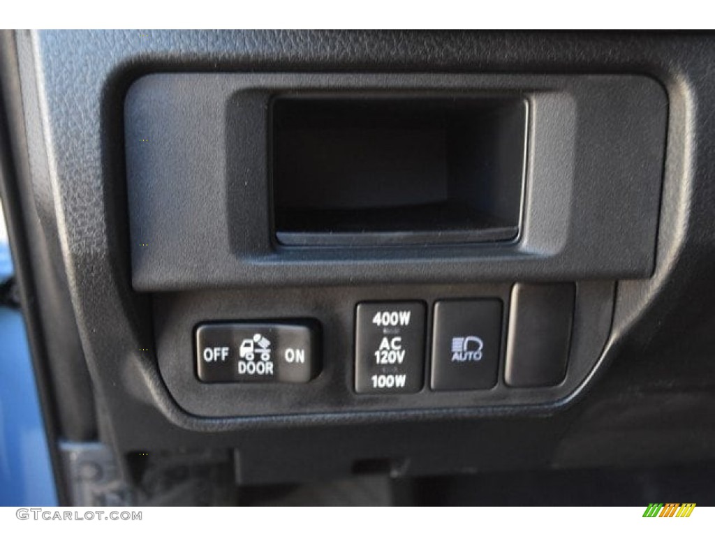 2019 Toyota Tacoma TRD Off-Road Double Cab 4x4 Controls Photo #129765878