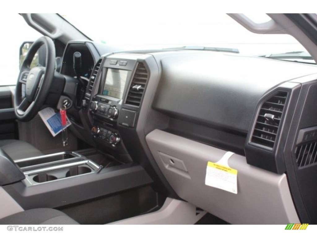 2018 F150 STX SuperCrew 4x4 - Ingot Silver / Earth Gray photo #30