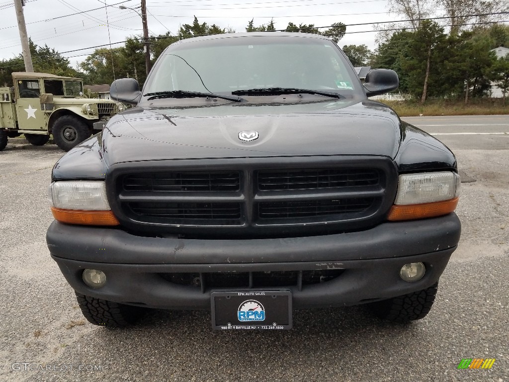 2004 Dakota SLT Quad Cab 4x4 - Black / Dark Slate Gray photo #3