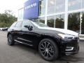 Front 3/4 View of 2019 XC60 T5 AWD Inscription