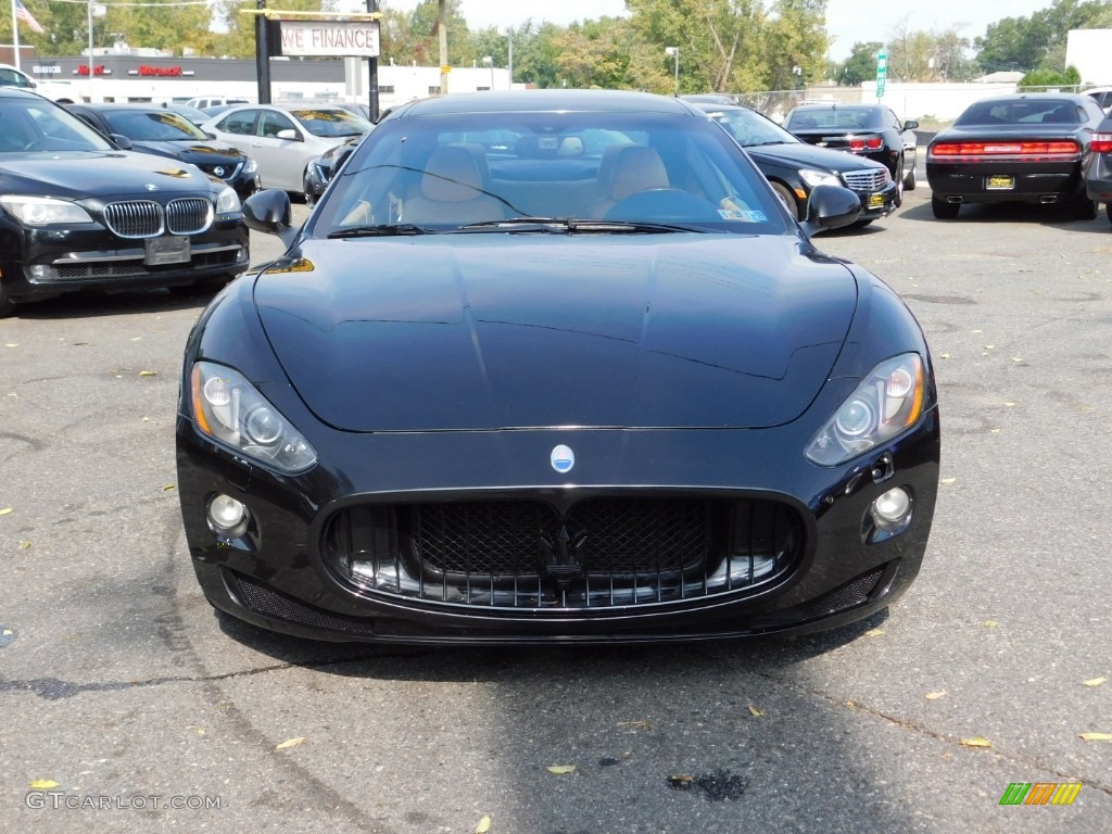 2008 GranTurismo  - Nero (Black) / Beige photo #2