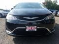 2019 Brilliant Black Crystal Pearl Chrysler Pacifica Touring L  photo #2