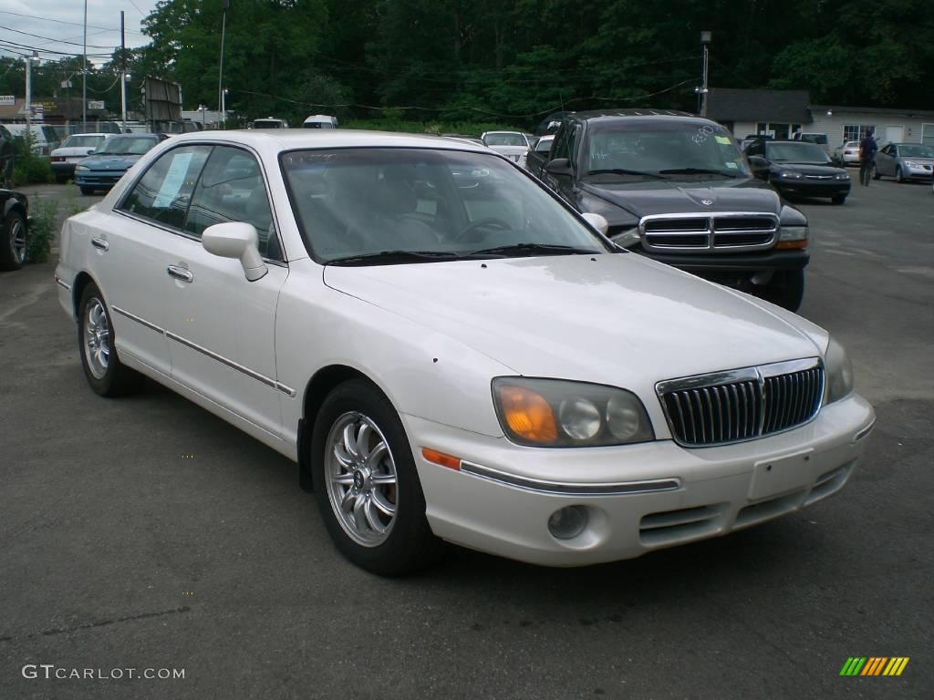2002 XG350 Sedan - Ivory White Pearl / Beige photo #2