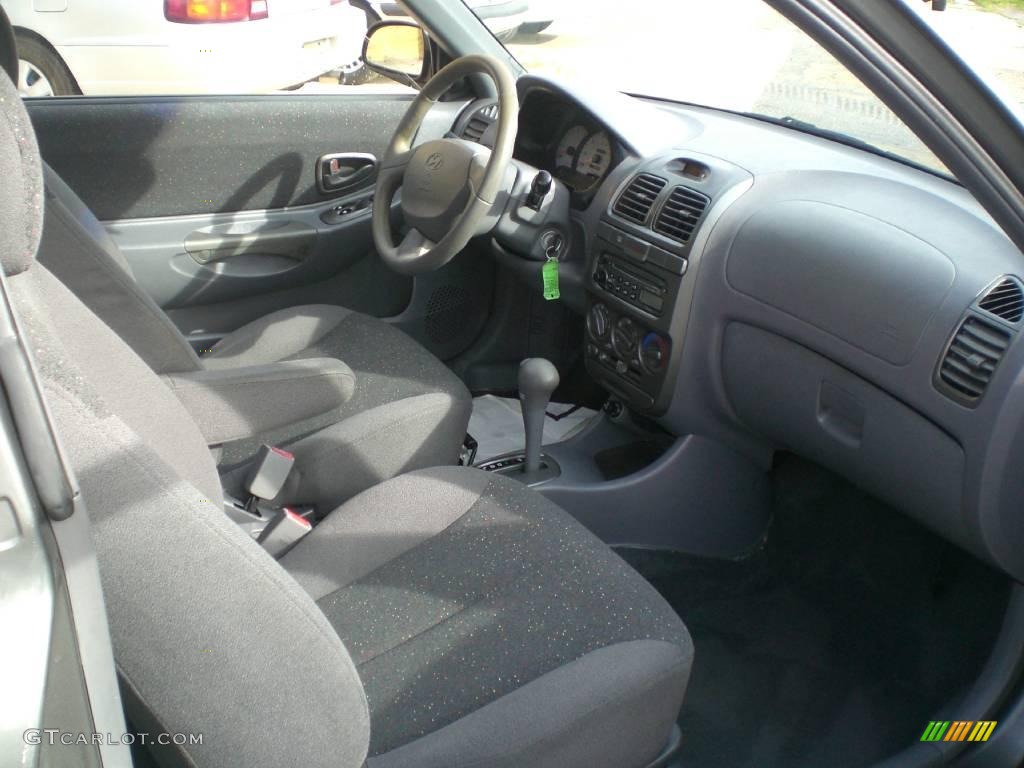 2001 Accent GS Coupe - Charcoal Gray / Gray photo #10