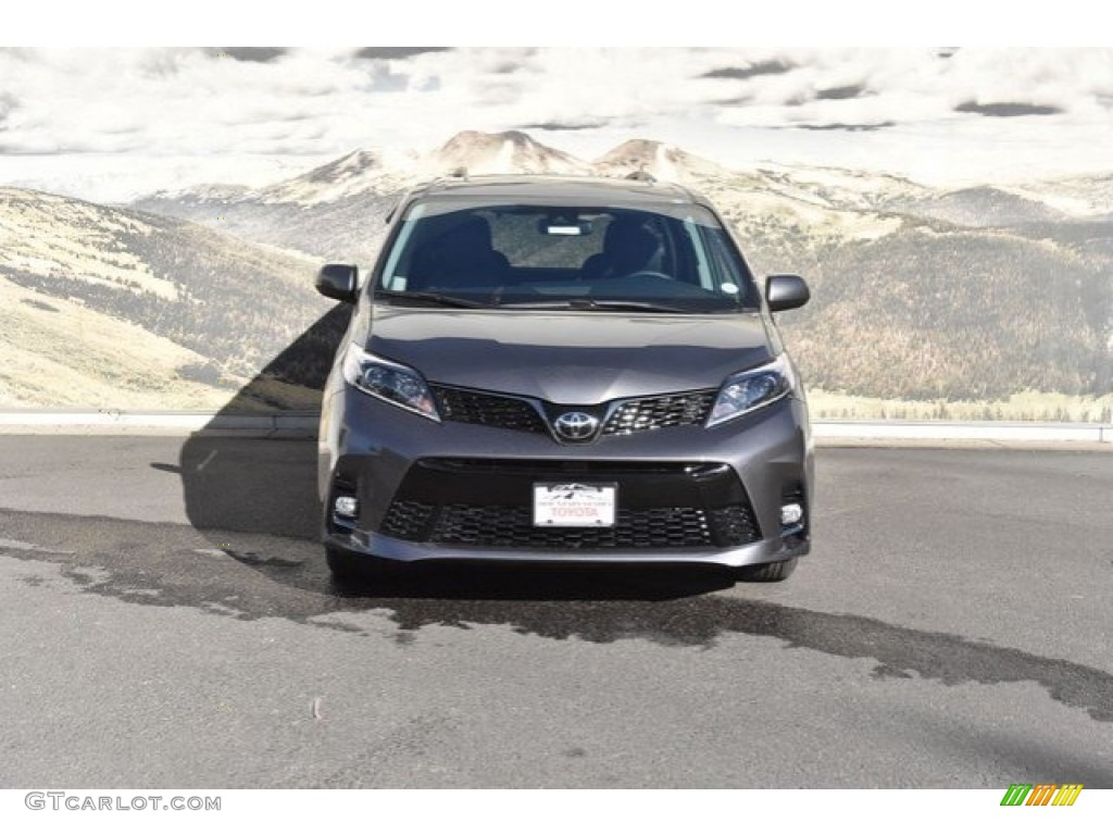 2019 Sienna SE AWD - Predawn Gray Mica / Black photo #2