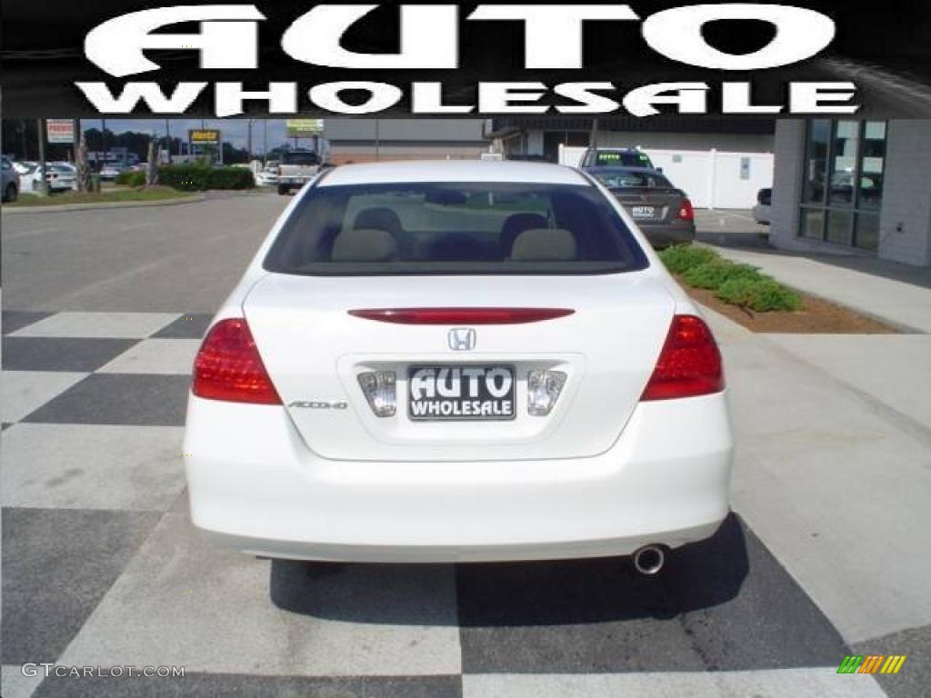 2007 Accord EX Sedan - Taffeta White / Ivory photo #3