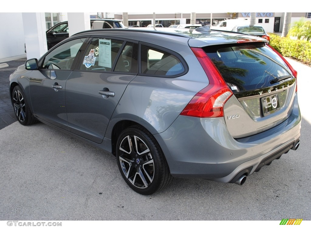 2018 V60 Cross Country T5 AWD - Osmium Grey Metallic / Off Black photo #6