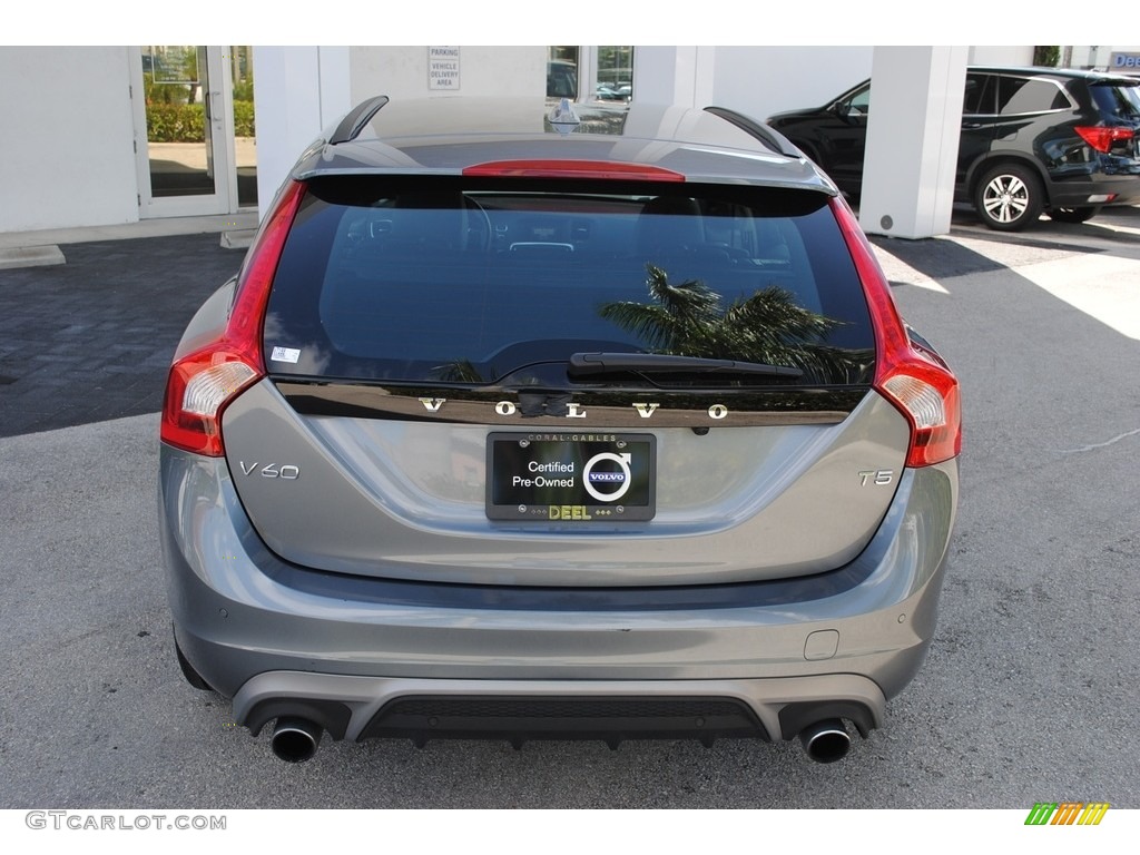 2018 V60 Cross Country T5 AWD - Osmium Grey Metallic / Off Black photo #8