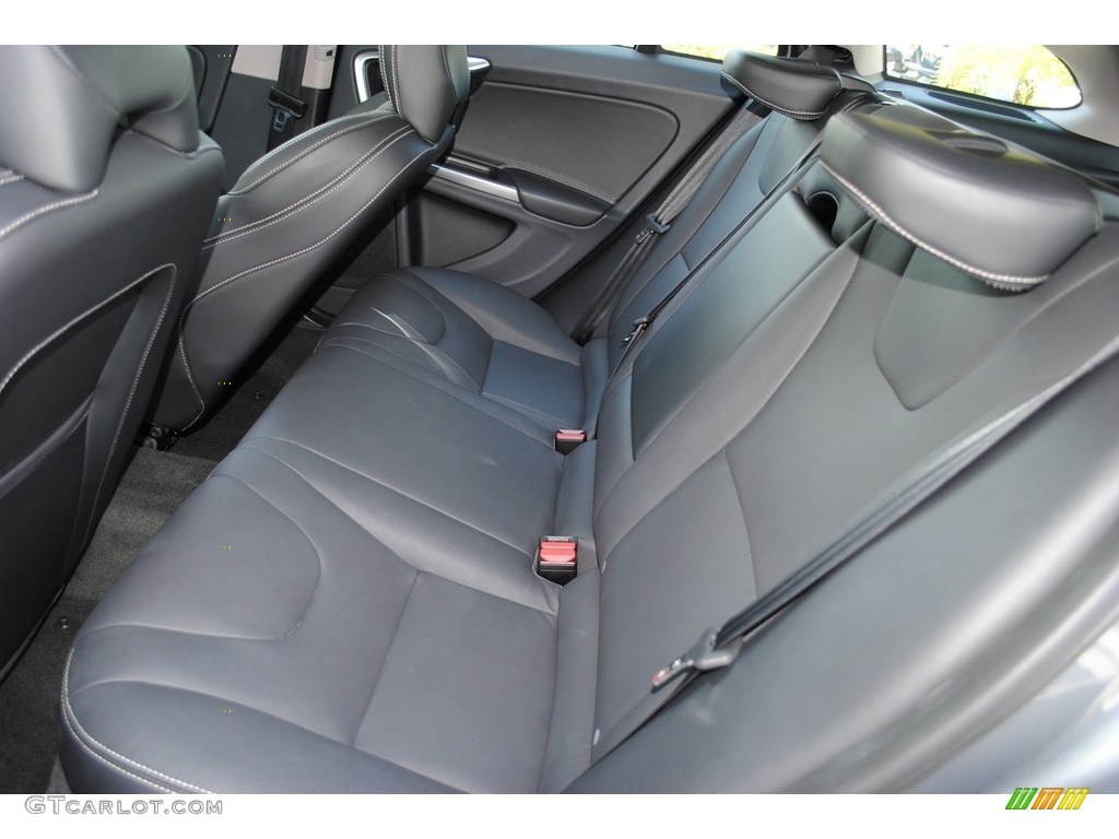 2018 Volvo V60 Cross Country T5 AWD Rear Seat Photo #129786207