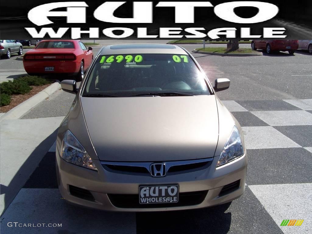 2007 Accord EX Sedan - Desert Mist Metallic / Ivory photo #2
