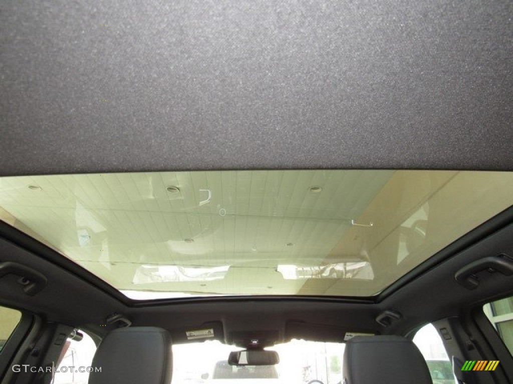 2019 Land Rover Discovery Sport HSE Sunroof Photo #129793216