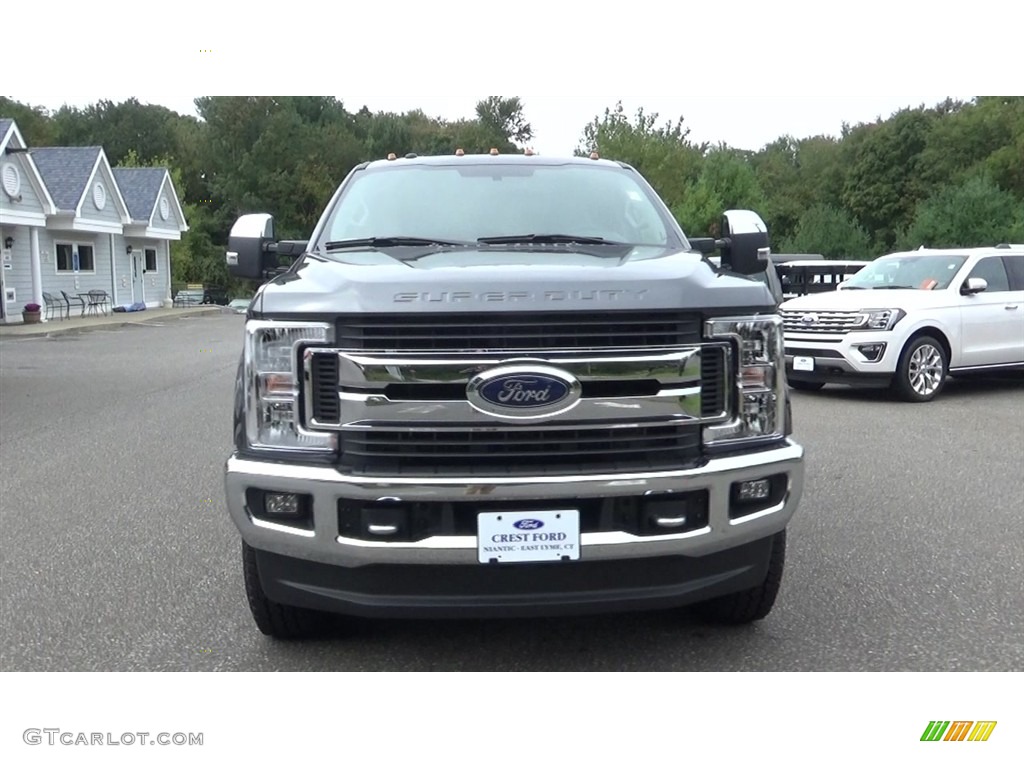 2019 F250 Super Duty XLT SuperCab 4x4 - Magnetic / Earth Gray photo #3